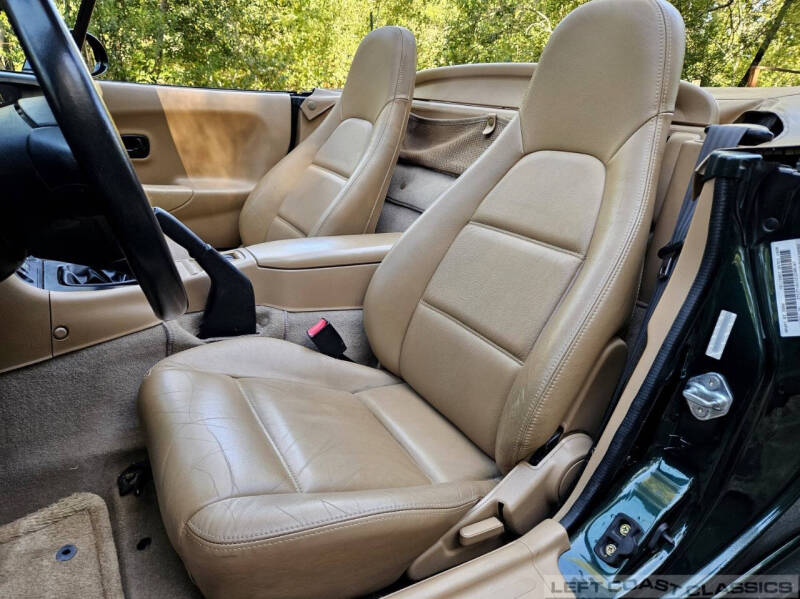 2000 Mazda MX-5 Miata LS