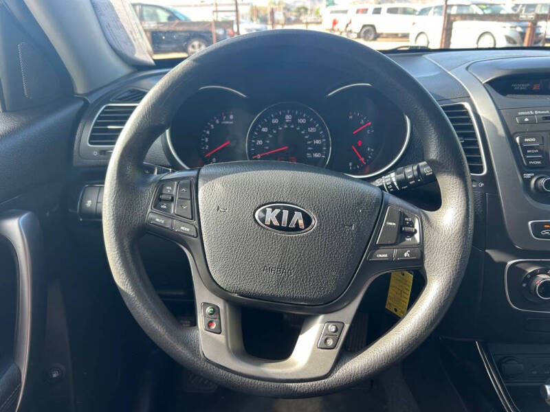 2015 Kia Sorento LX