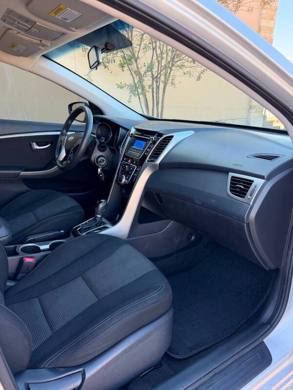 2017 Hyundai Elantra GT