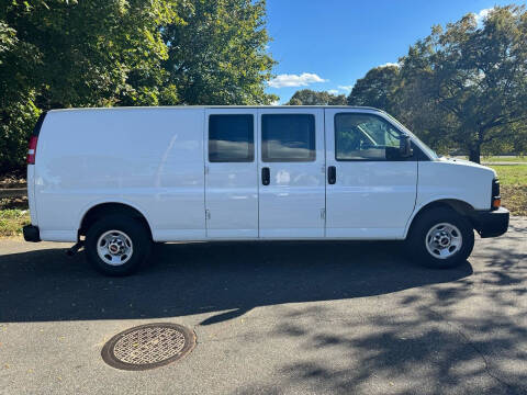 2016 GMC Savana 2500