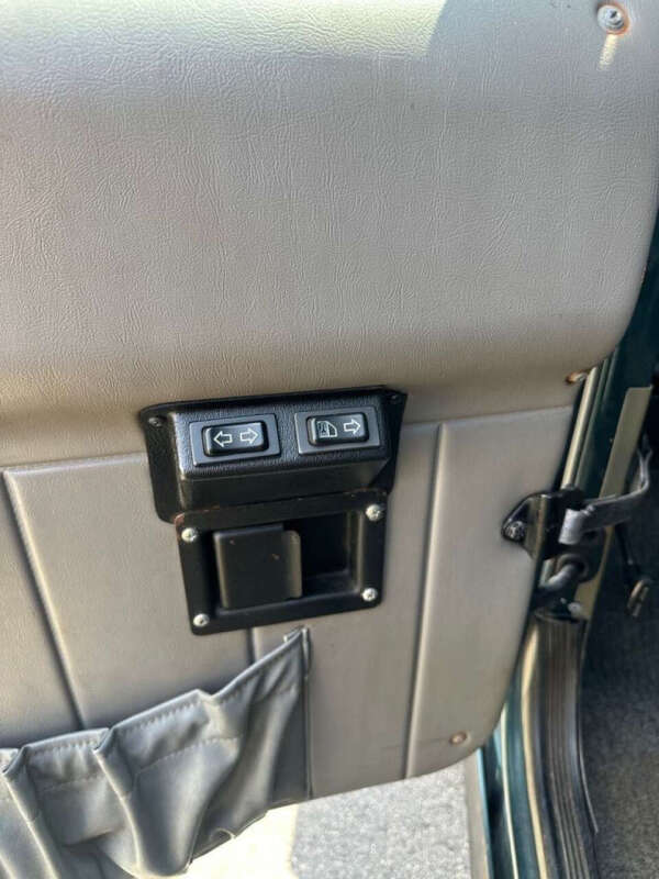 1995 AM General Hummer Wagon