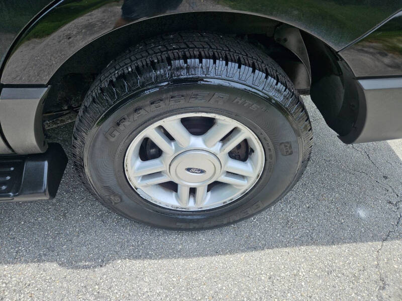 2003 Ford Expedition XLT