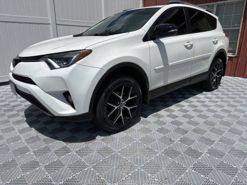 2017 Toyota RAV4 SE