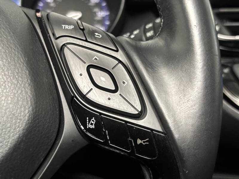 2018 Toyota C-HR XLE