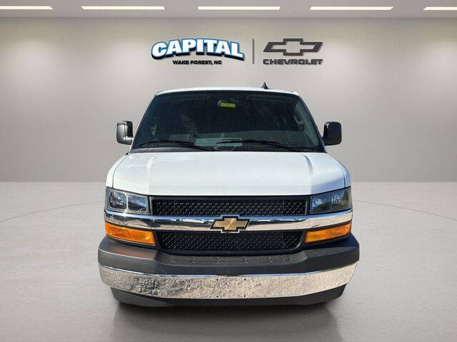 2025 Chevrolet Express 2500