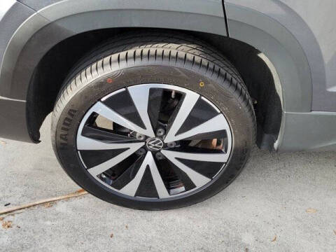 2022 Volkswagen Taos SE