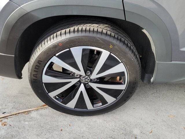 2022 Volkswagen Taos SE