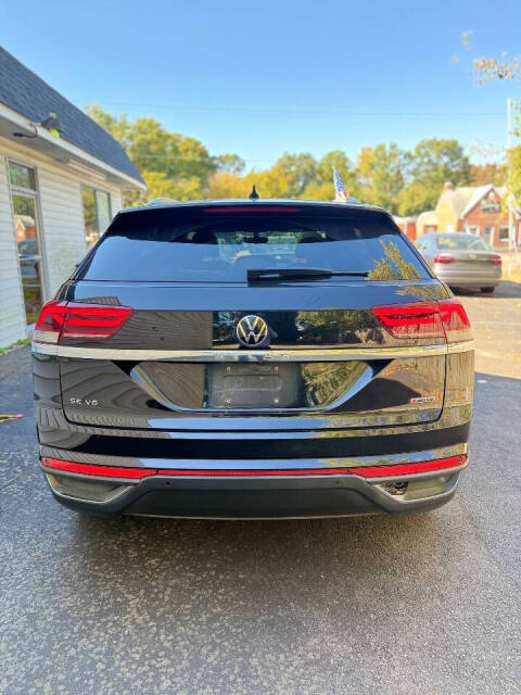 2020 Volkswagen Atlas Cross Sport for sale at Joes Blvd Auto Sales in Hopewell, VA