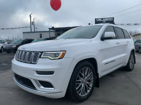 2017 Jeep Grand Cherokee for sale at Velascos Used Car Sales in Hermiston OR