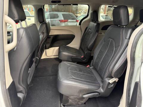 2018 Chrysler Pacifica Touring L