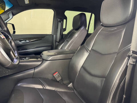 2018 Cadillac Escalade Platinum