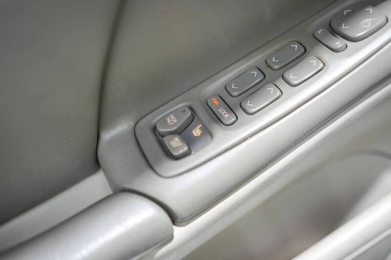 2003 Cadillac DeVille DHS