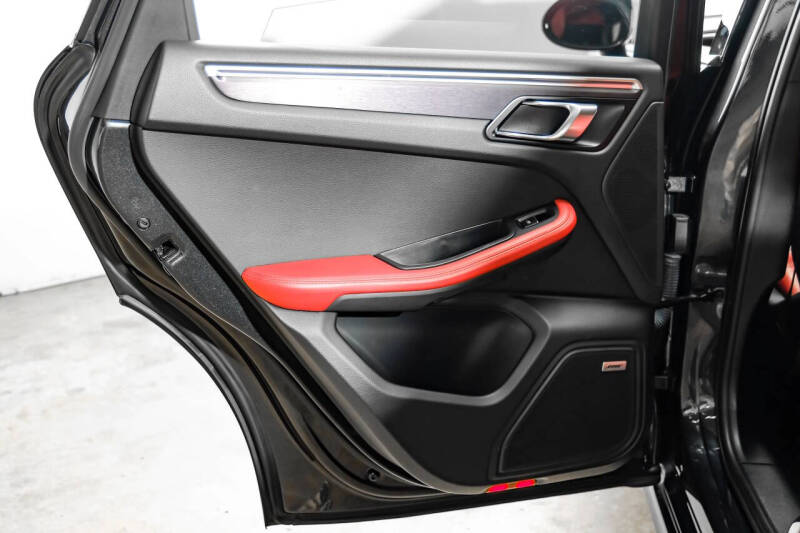 2021 Porsche Macan GTS