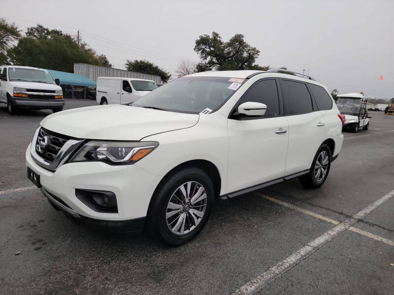 2019 Nissan Pathfinder for sale at Douglas Auto Brokers LLC in Snellville GA