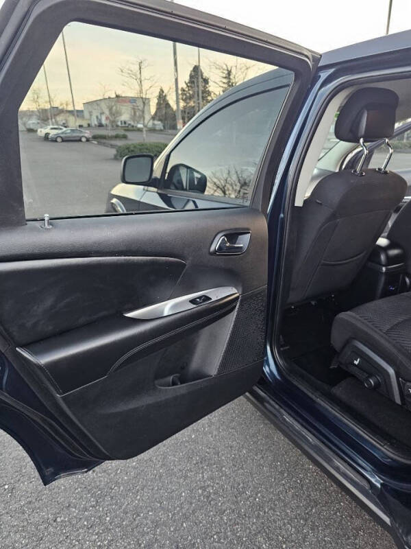 2015 Dodge Journey American Value Package