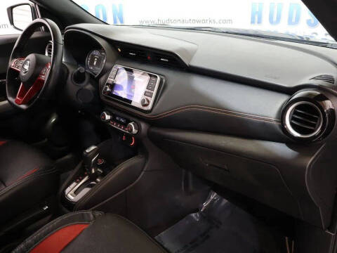 2019 Nissan Kicks SR