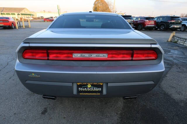 2013 Dodge Challenger SXT