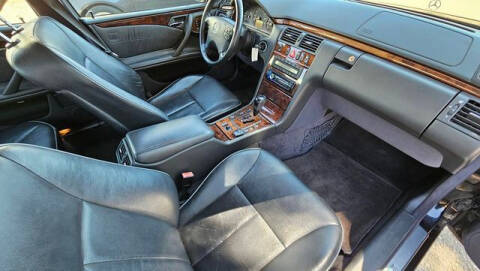 2001 Mercedes-Benz E-Class E 320