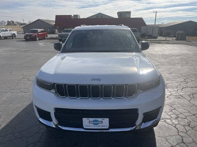 2023 Jeep Grand Cherokee L Laredo