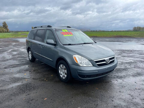 2008 Hyundai Entourage for sale at Car Safari LLC in Independence OR