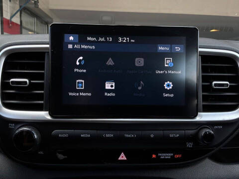 2022 Hyundai Venue SEL