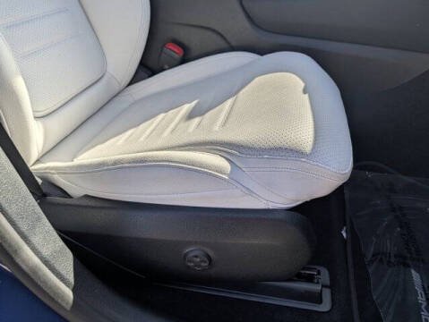 2023 Mercedes-Benz GLC GLC 300