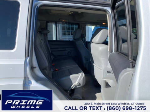 2007 Jeep Commander Sport