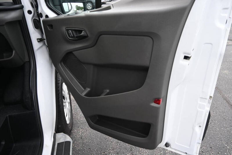 2025 Ford Transit