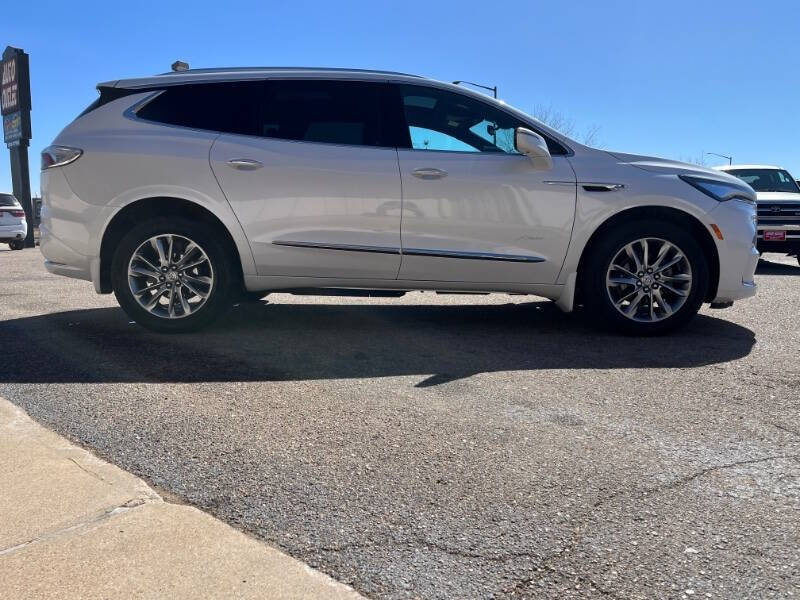 2023 Buick Enclave Avenir