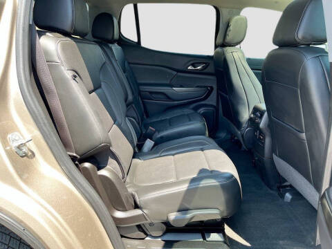 2022 GMC Acadia SLT