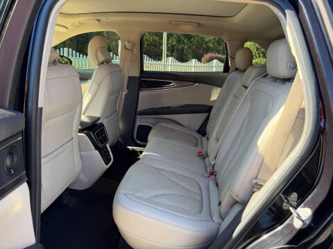 2019 Lincoln Nautilus Reserve