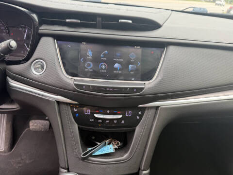 2017 Cadillac XT5 Premium Luxury
