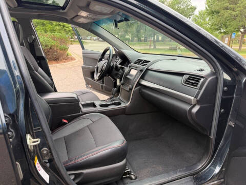 2016 Toyota Camry SE
