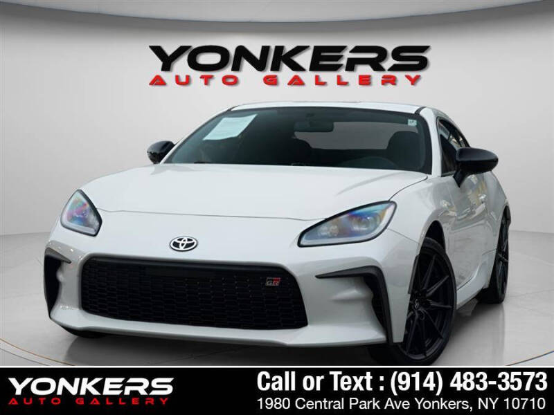 2023 Toyota GR86 Premium