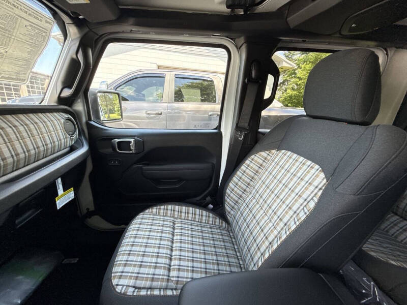 2026 Jeep Gladiator 85th Anniversary Edition