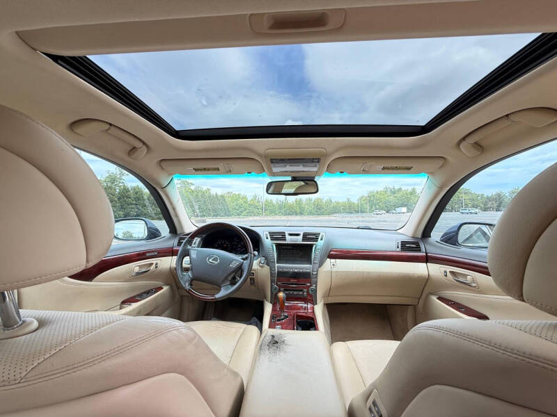 2007 Lexus LS 460