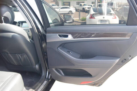 2015 Hyundai Genesis