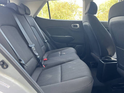 2020 Hyundai Venue SE