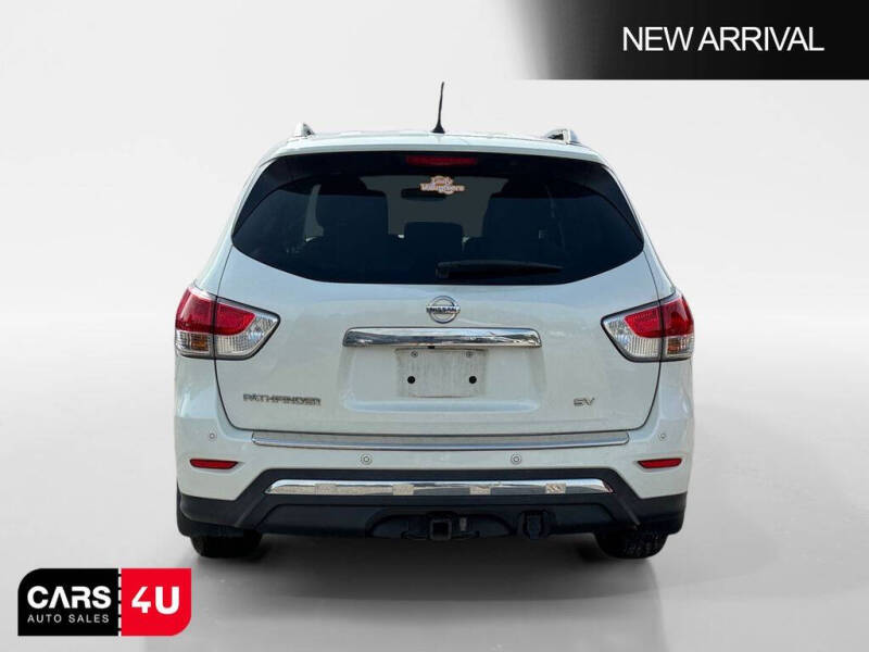 2016 Nissan Pathfinder SV