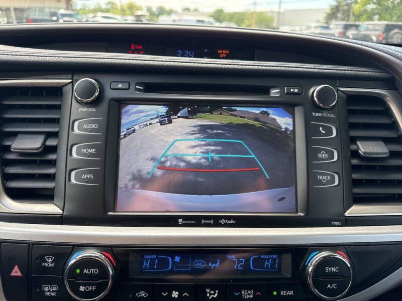 2019 Toyota Highlander LE Plus