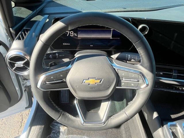 2026 Chevrolet Equinox EV LT 1