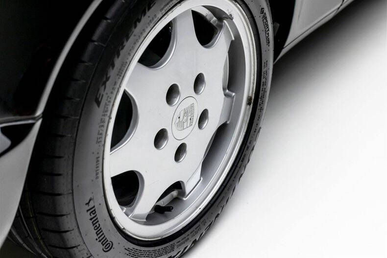 1991 Porsche 911 Carrera