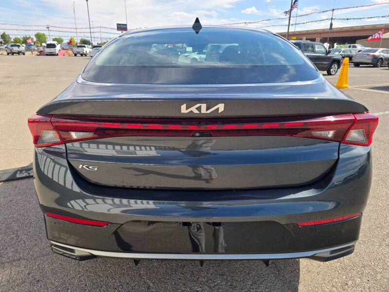 2022 Kia K5