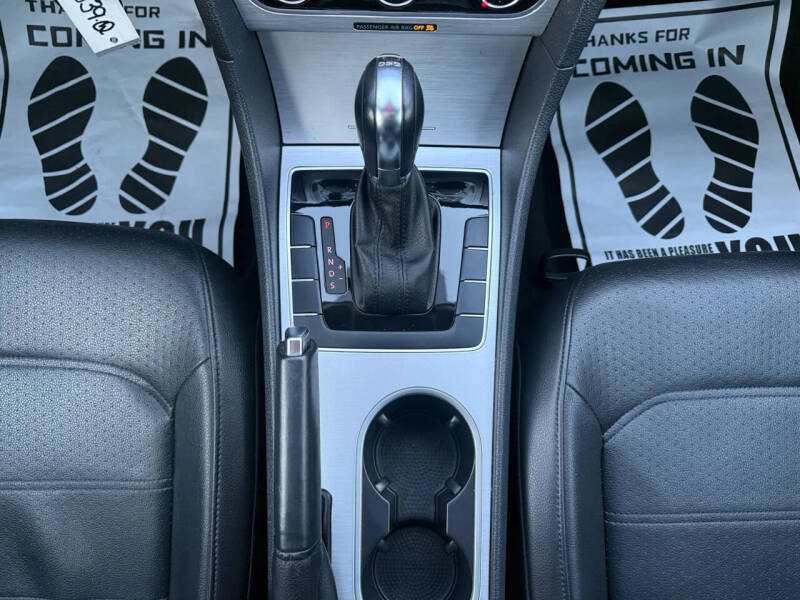 2013 Volkswagen Passat