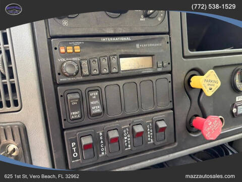 2005 International WorkStar 7300