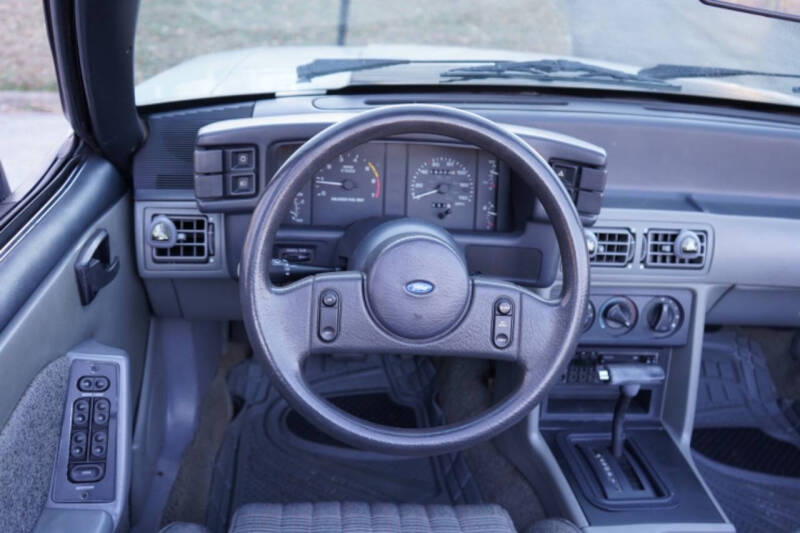 1989 Ford Mustang