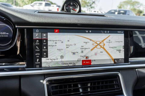 2018 Porsche Panamera 4