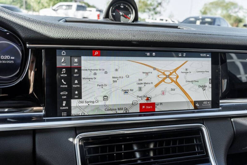 2018 Porsche Panamera 4