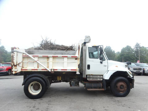 2005 International WorkStar 7400