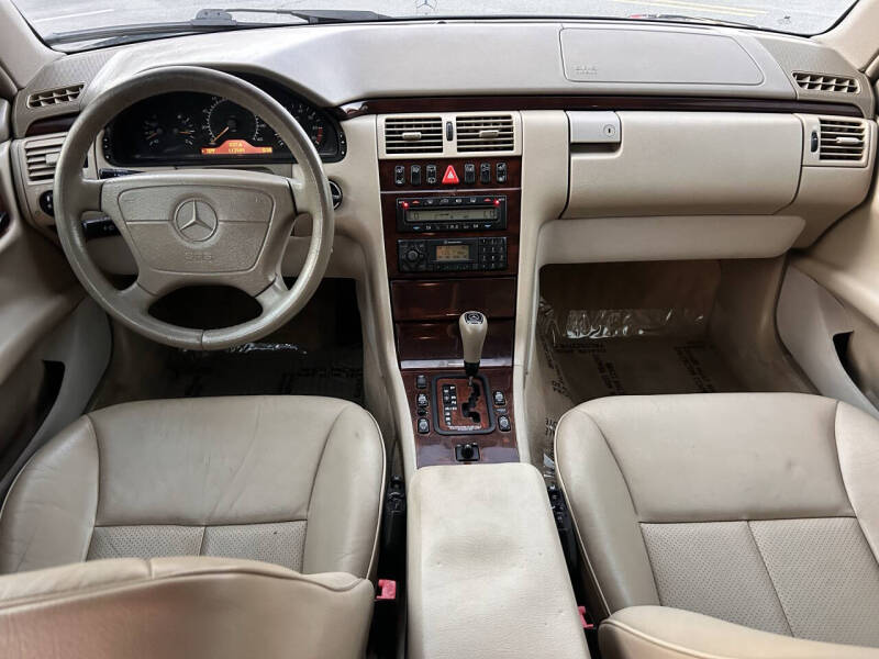 1999 Mercedes-Benz E-Class E 320 4MATIC